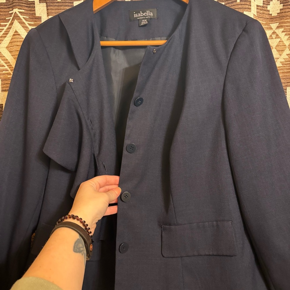 Women’s Isabella Navy Blue Ruffle Blazer Jacket Size 14 - Picture 3 of 16